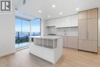 Building Photo - 5685 Halley Ave