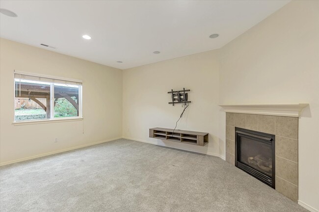 Building Photo - 27807 256th Ct SE