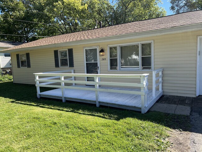 Foto del edificio - 2611 Sheridan Dr