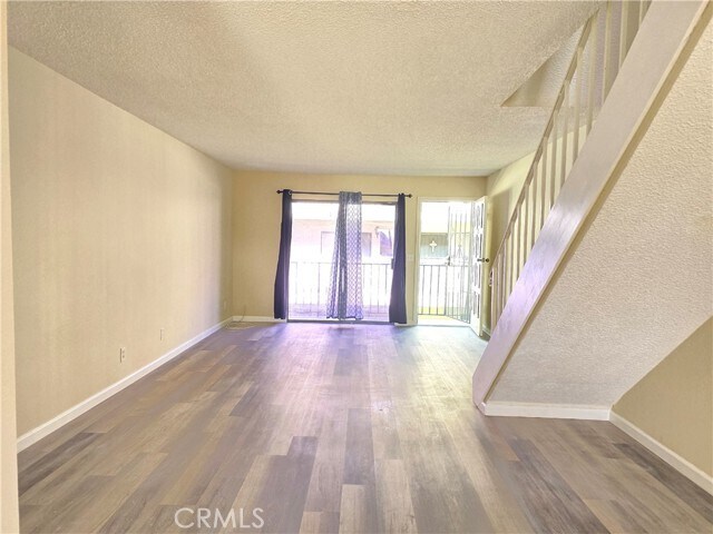 Building Photo - 13721 Los Angeles St