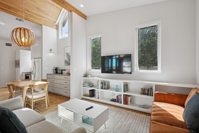 Foto del edificio - 3901 Cherrywood Rd