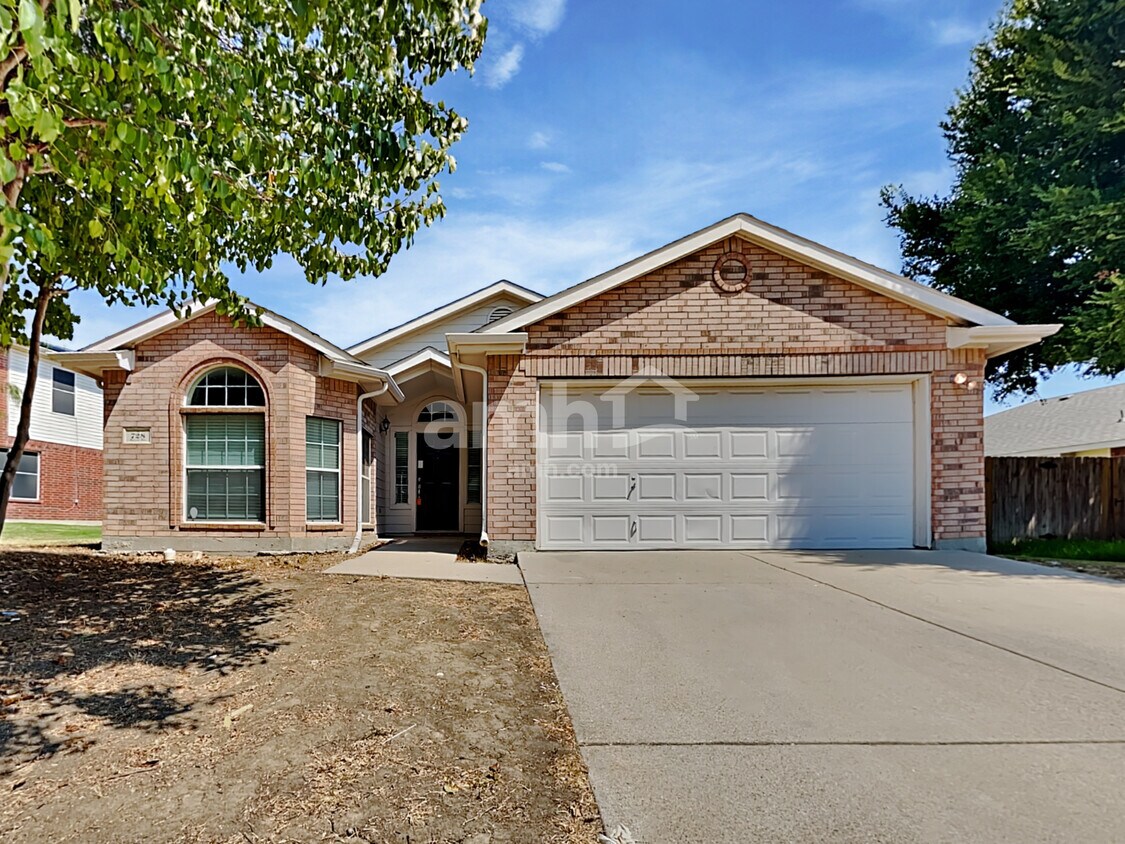 Foto principal - 728 Raven Dr