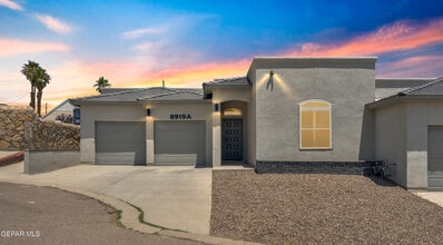 Building Photo - 8919 Eclipse St
