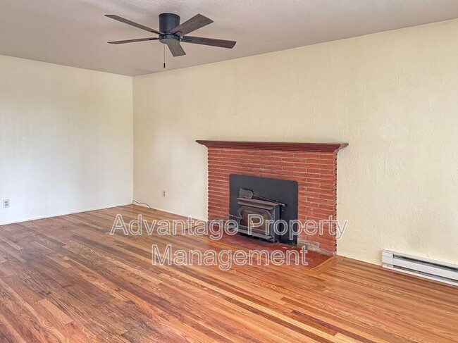 Foto del edificio - 2315 NW Circle Blvd