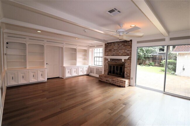 Foto del edificio - 1215 Wilston Ct