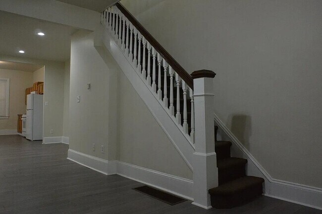 Foto del edificio - 215 N 59th St
