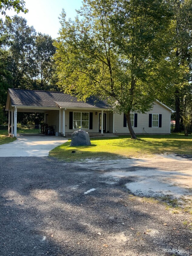 Foto del edificio - 307 Ashley Creek Dr