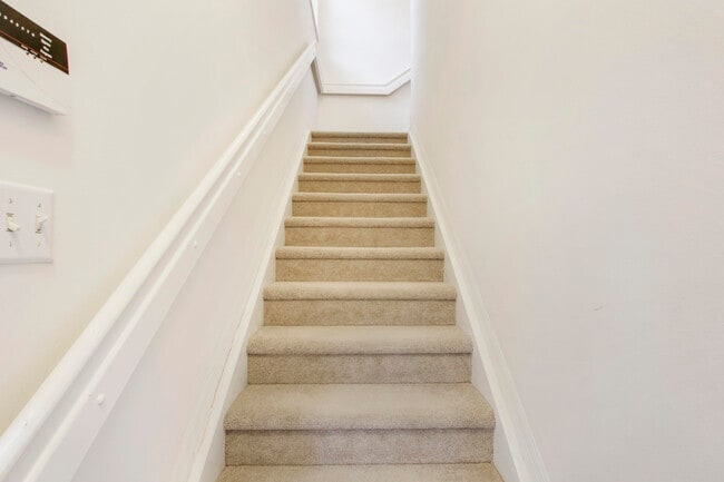 Building Photo - 108 Lighthouse Cir