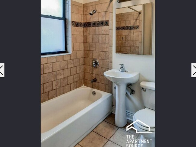 Foto del edificio - 2876 N Clark St