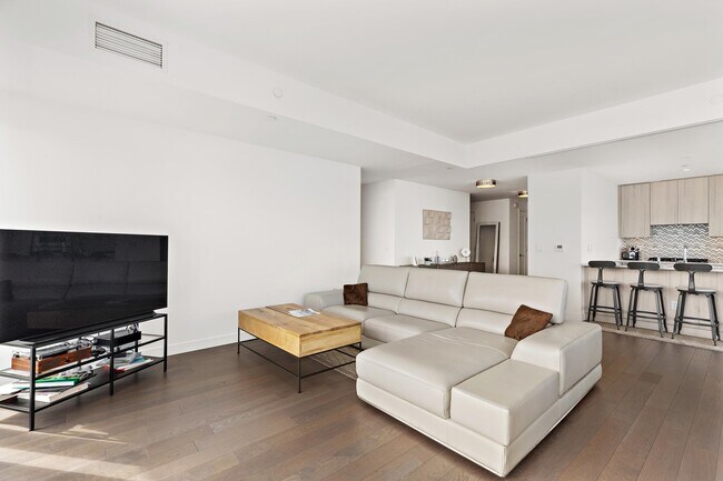Foto del edificio - 800 Ave at Port Imperial