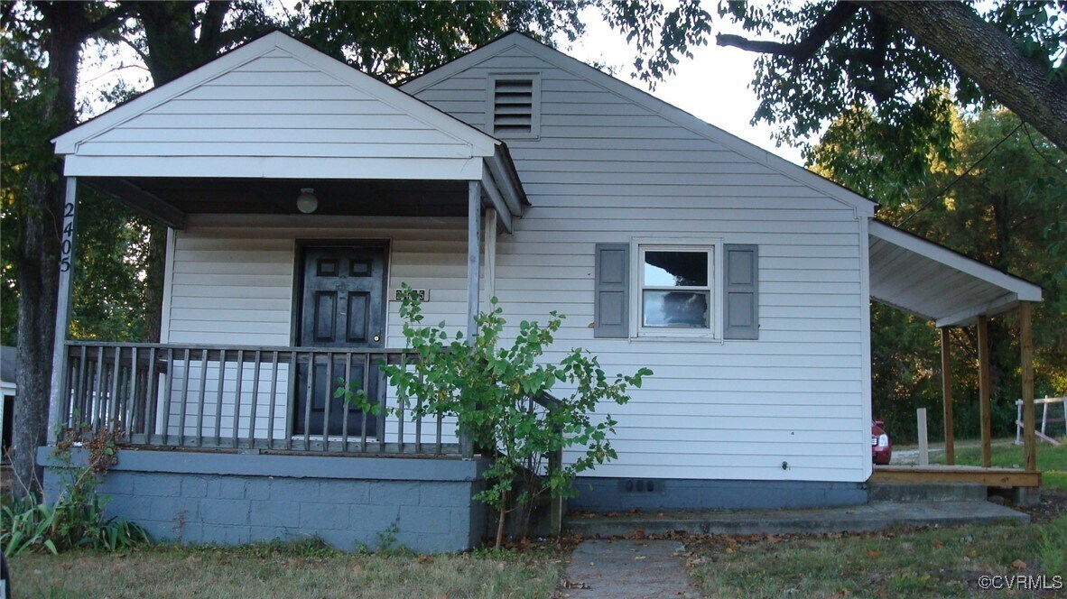 Foto principal - 2405 Oaklawn Blvd