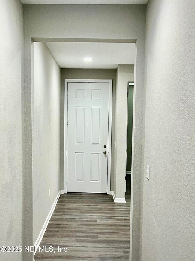 Foto del edificio - 9515 Scaup Way