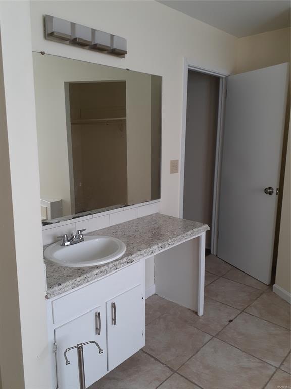 Building Photo - 4149 Denton Dr