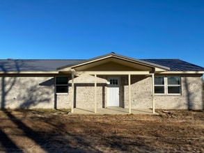 Building Photo - 1291 Randall Rd