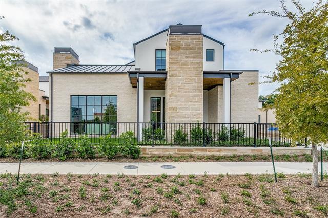 Building Photo - 9883 Kingsway Ave