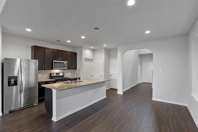 Foto del edificio - 17538 Greystanes Rd