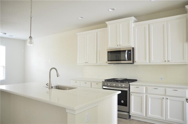 Building Photo - 14403 McCoy Lp