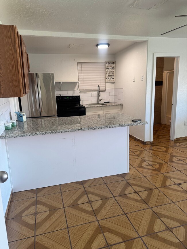 Photo - 7602 W Whitton Ave House