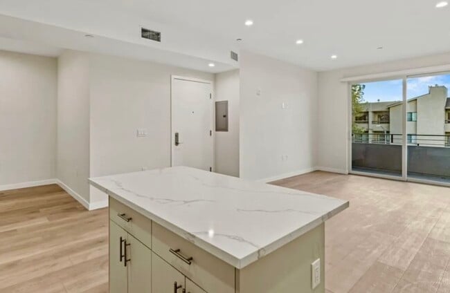 Foto del edificio - 439 Oak St