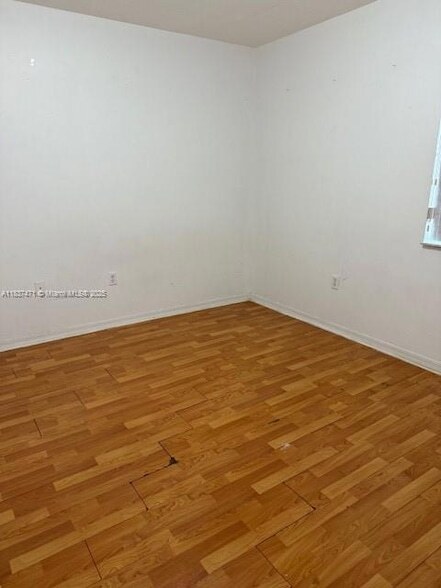 Foto del edificio - 2651 SE 12th Rd
