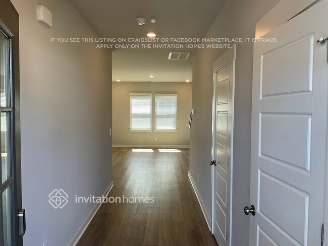 Foto del edificio - 1031 Baltusrol Ln