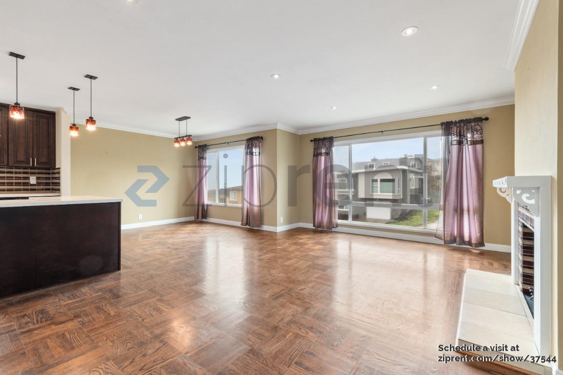 Foto principal - 470 Westmoor Ave