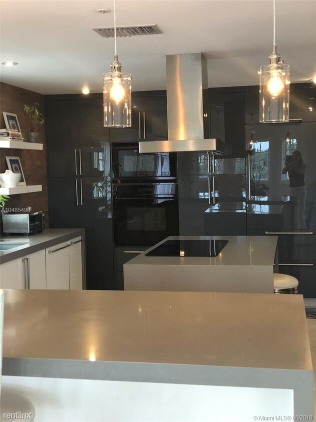 Foto principal - 4 br, 4 bath Condo - 1413 20th St # 6