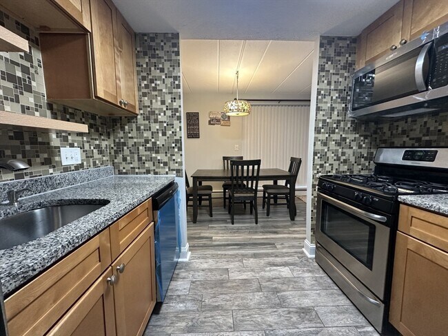 Foto del edificio - 267 Lake St