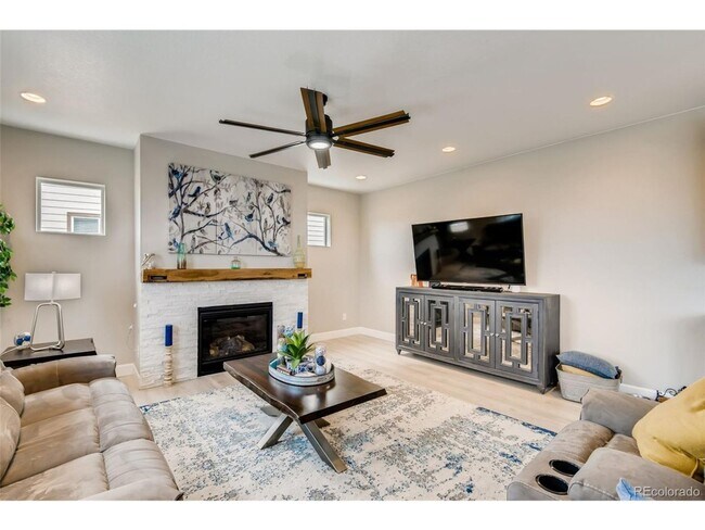 Photo - Single Family Home in Broomfield for RENT