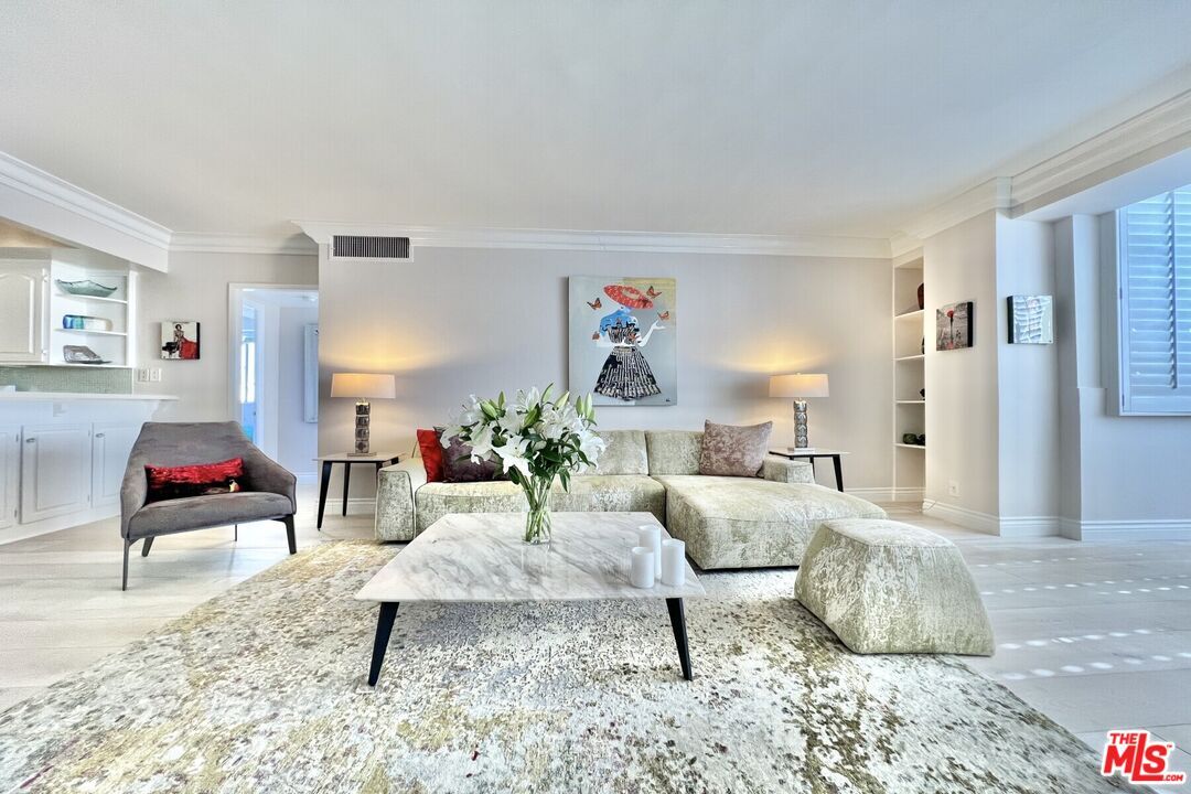 Foto principal - 969 Hilgard Ave