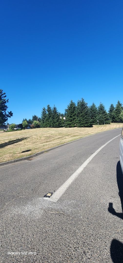 Building Photo - 8309 NE St Johns Rd