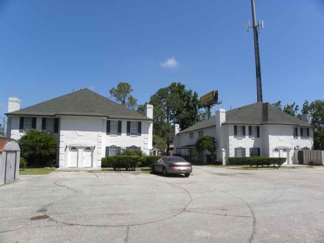 Primary Photo - 6119 FM 1960 Rd W