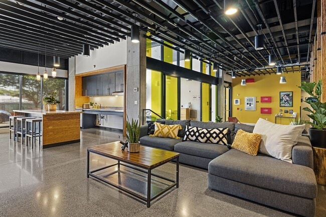 Interior Photo - Anthem on 12th