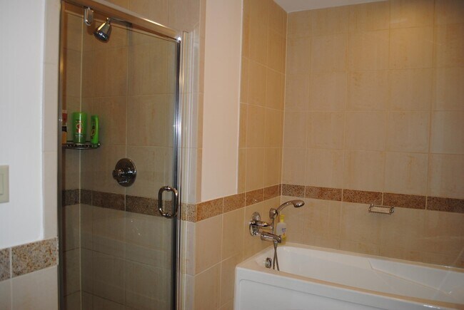 Foto del edificio - 20 Newport Pkwy