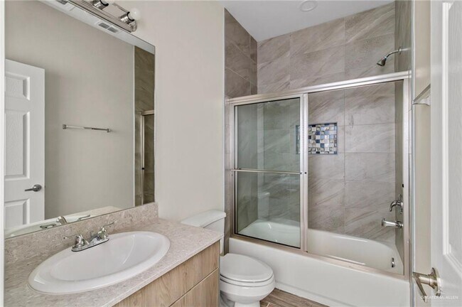 Foto del edificio - 2206 N Hester St