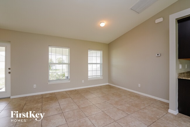 Foto del edificio - 1307 NW 15th Terrace