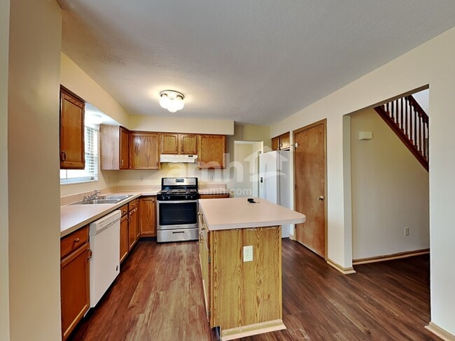 Foto del edificio - 3437 Oak Bend Blvd