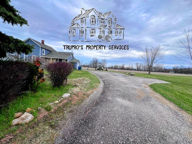 Building Photo - 1091 W Hinchman Rd