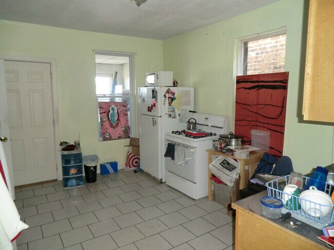 Foto del edificio - 2035 N Western Ave