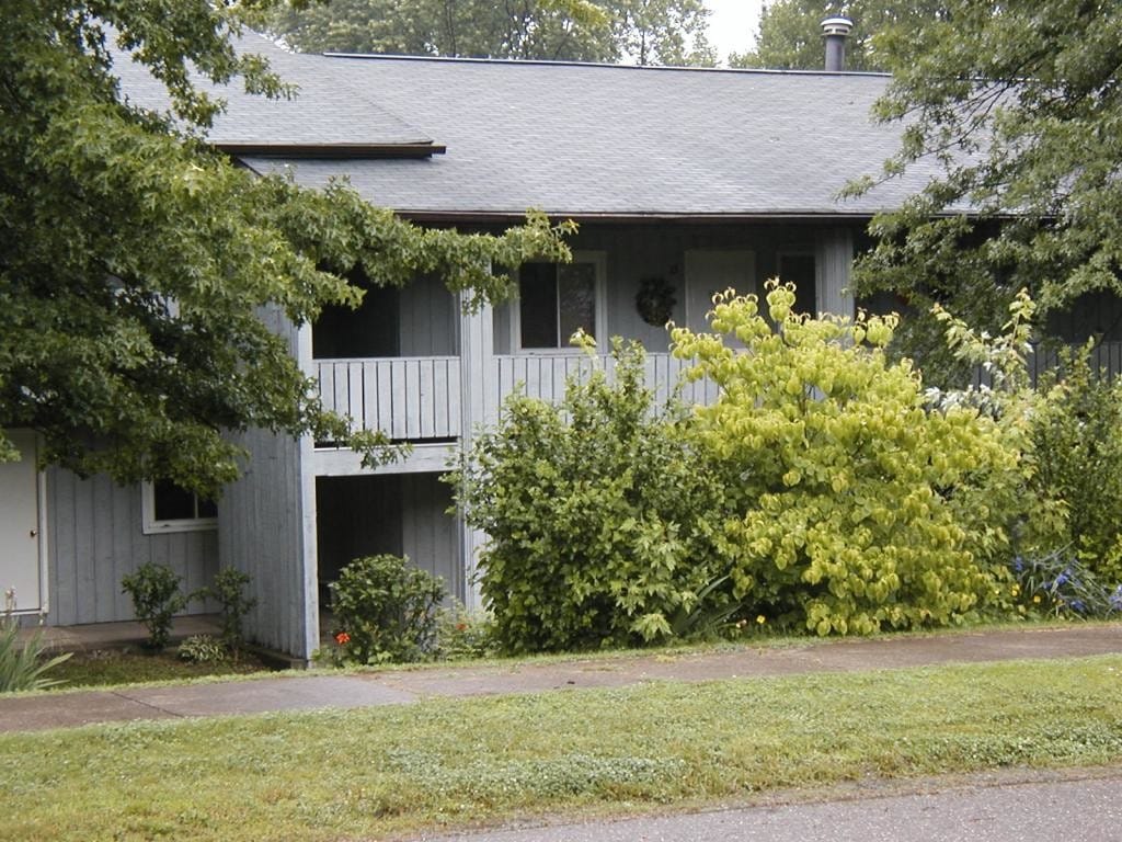 Primary Photo - 74 1st St SE