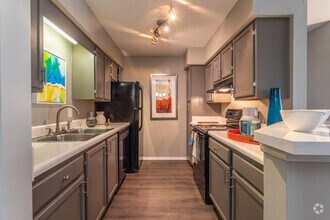 2BD, 2BR - 1224SF - Kitchen - Colony Woods