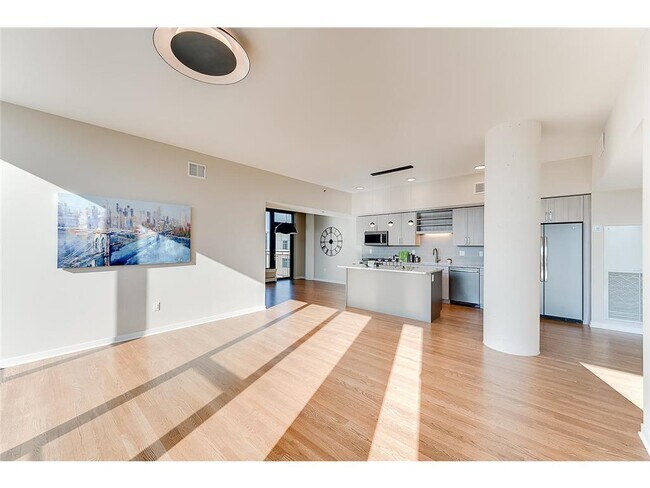 Foto del edificio - 740 Portland Ave