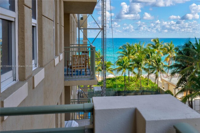 Building Photo - 2080 S Ocean Dr