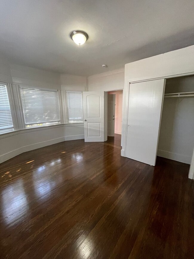 Photo - Great Upper Unit Apartment