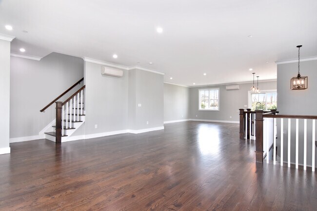 First Floor (Living Room, Kitchen, Dinning Room, Family Room) - 13 English Ln