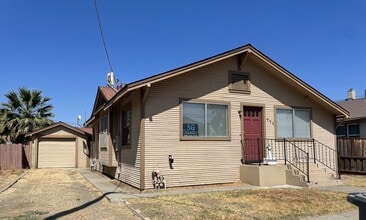 Building Photo - 771 5th St
