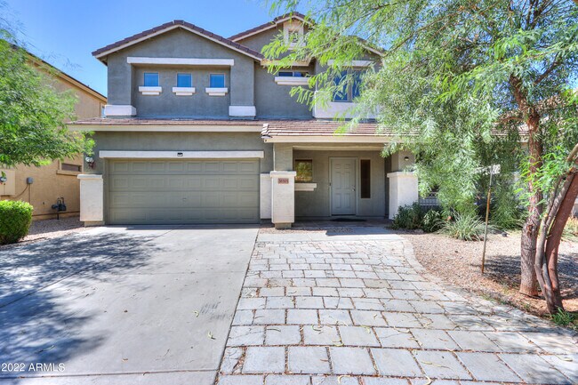 Building Photo - 36505 W Velazquez Dr