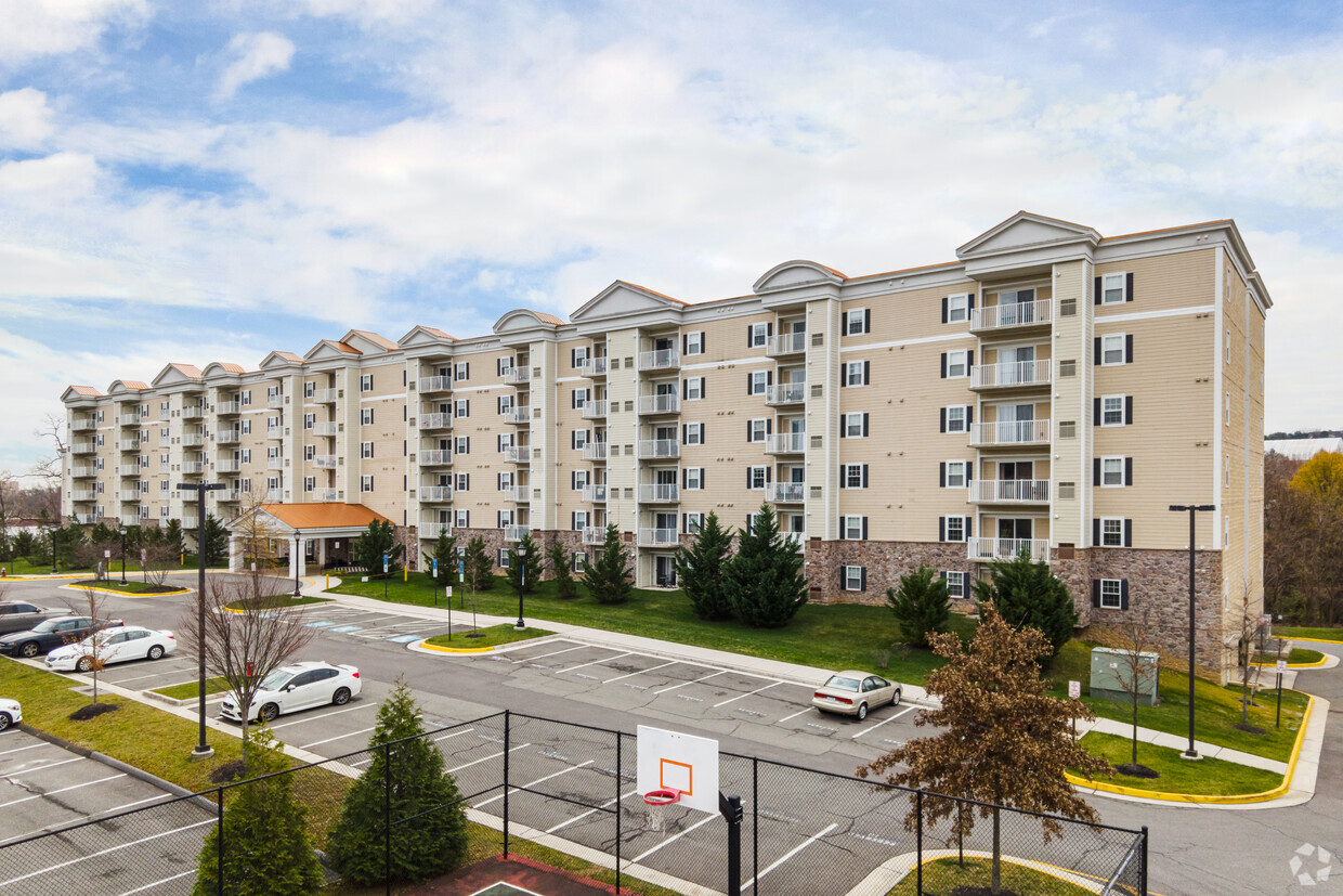 The Isabella At Monticello Mews - Apartments In Alexandria, Va 