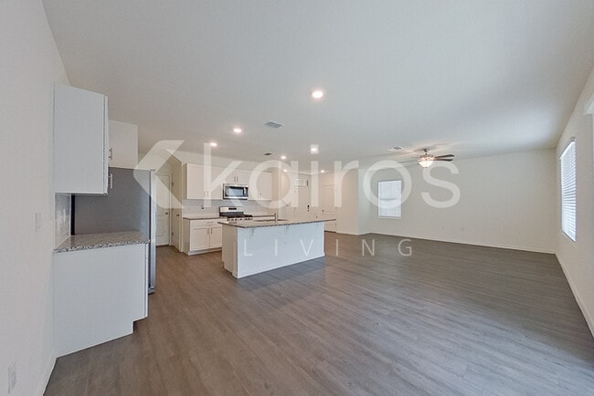 Building Photo - 31930 Katelin Cir