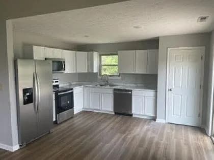 Building Photo - 7461 Cobblestone E Dr